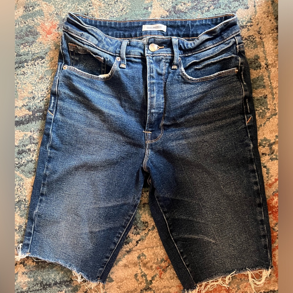 Good American Bermuda shorts